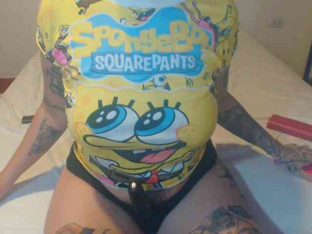 Lucy_tattoodreams webcam