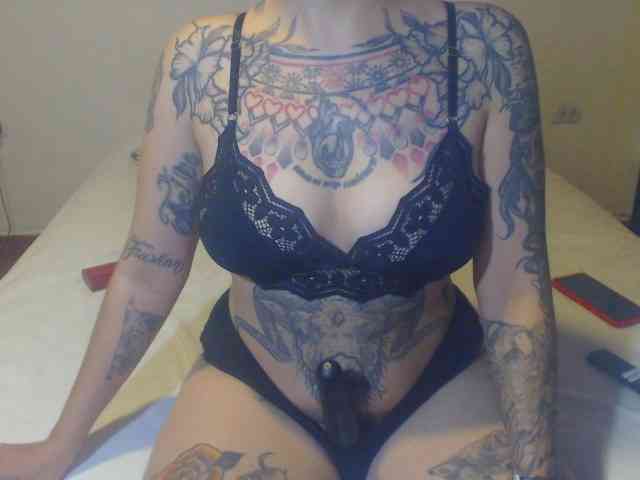 Lucy_tattoodreams webcam
