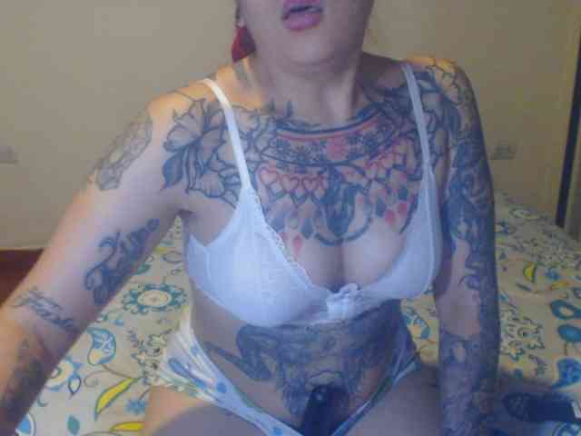 Lucy_tattoodreams webcam
