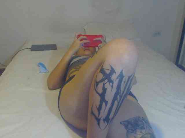 Lucy_tattoodreams webcam