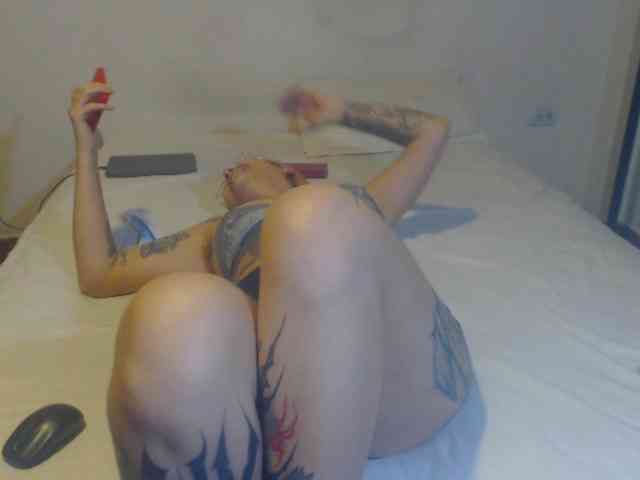 Lucy_tattoodreams webcam