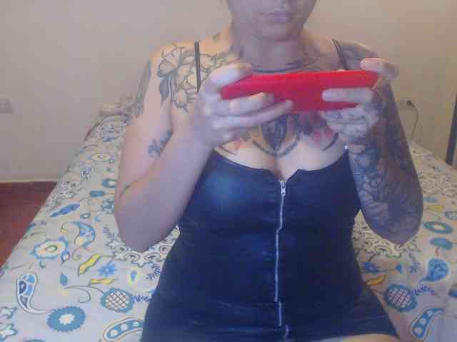 Lucy_tattoodreams webcam