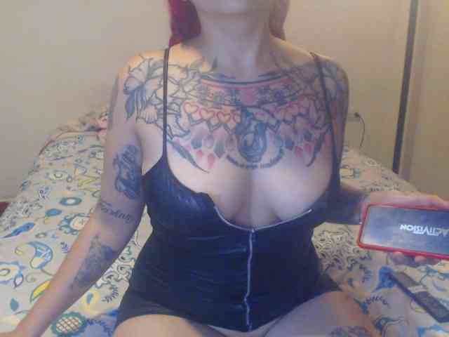 Lucy_tattoodreams webcam