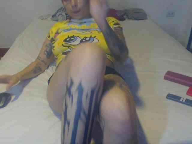 Lucy_tattoodreams webcam