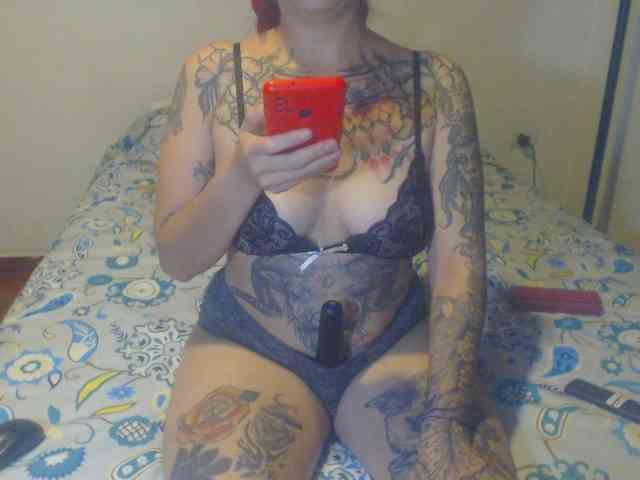 Lucy_tattoodreams webcam