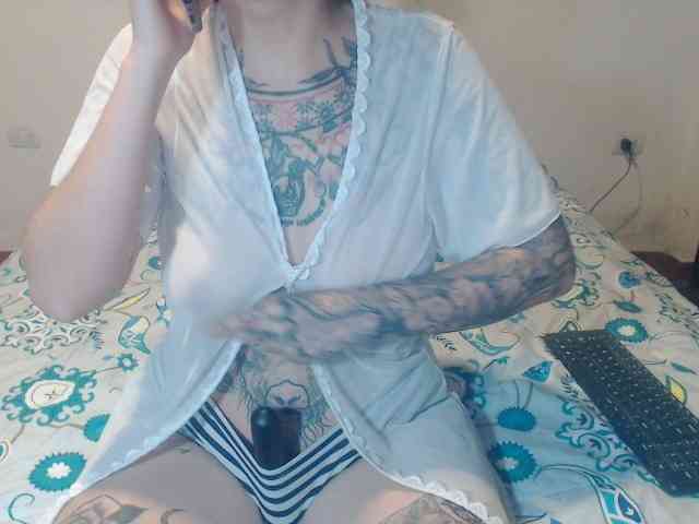 Lucy_tattoodreams webcam