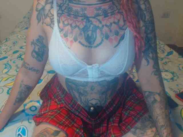 Lucy_tattoodreams webcam