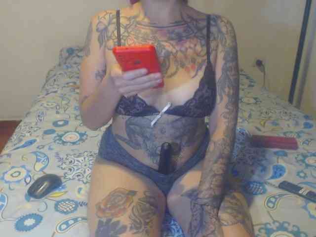 Lucy_tattoodreams webcam