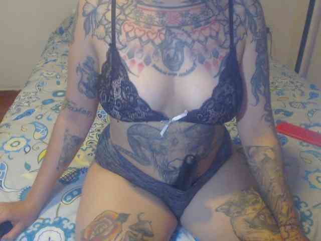 Lucy_tattoodreams webcam
