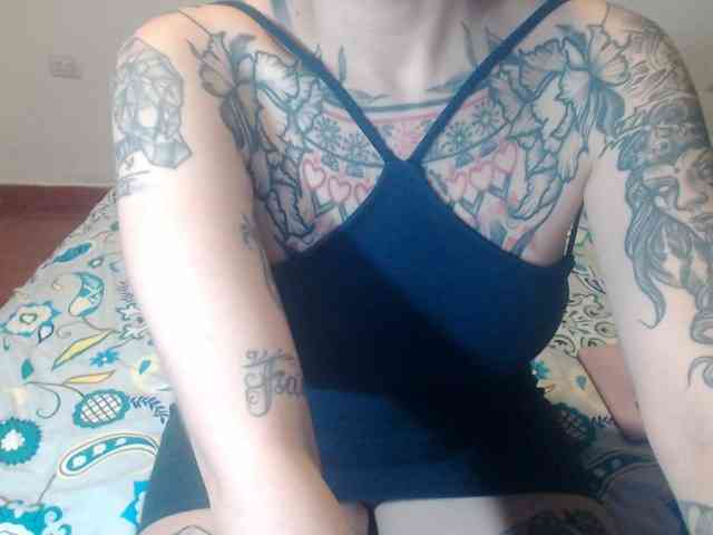 Lucy_tattoodreams webcam