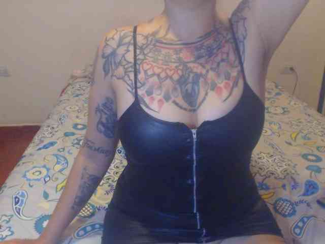 Lucy_tattoodreams webcam