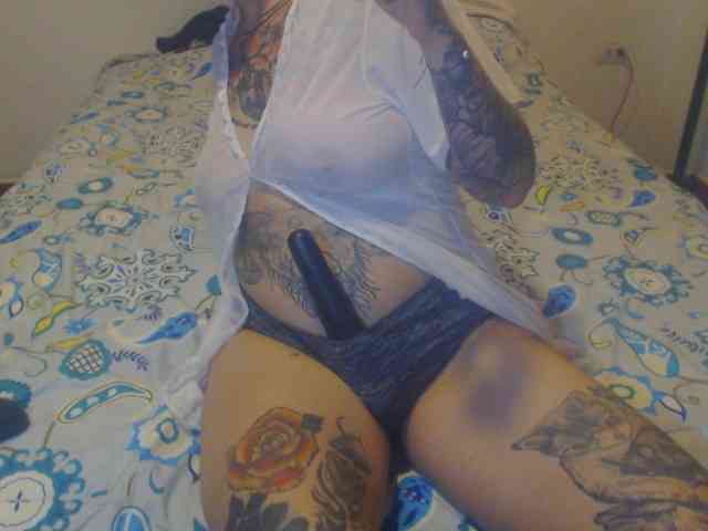 Lucy_tattoodreams webcam