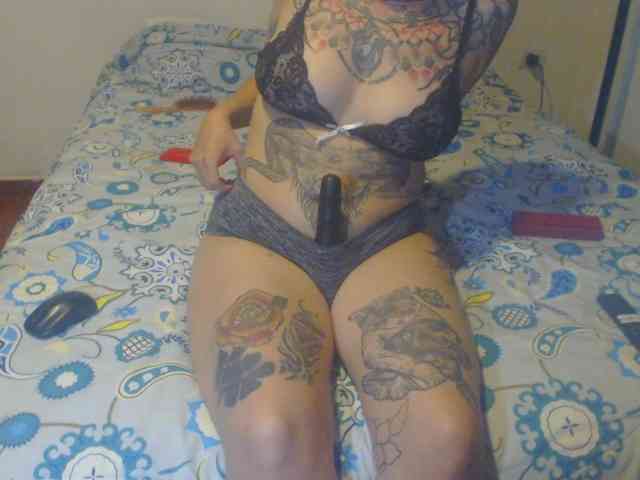 Lucy_tattoodreams webcam
