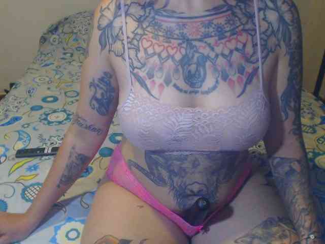 Lucy_tattoodreams webcam