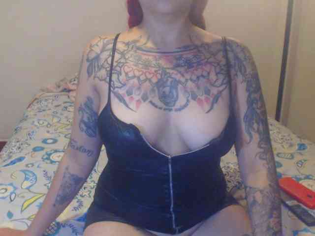 Lucy_tattoodreams webcam