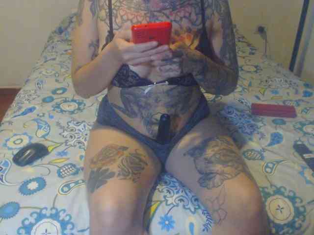 Lucy_tattoodreams webcam