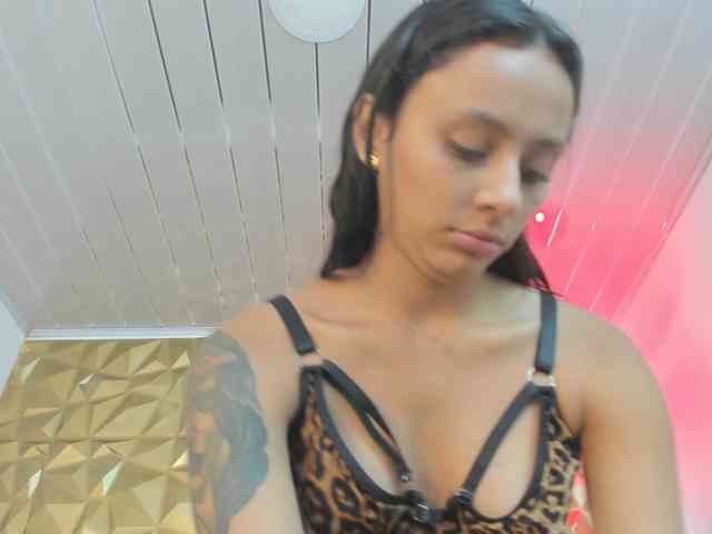 kharlyn-angel webcam