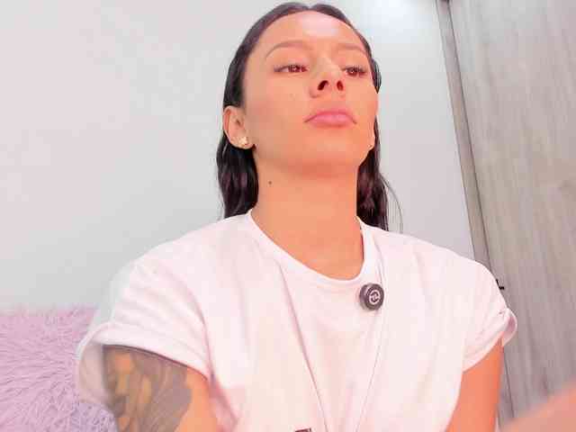 kharlyn-angel webcam