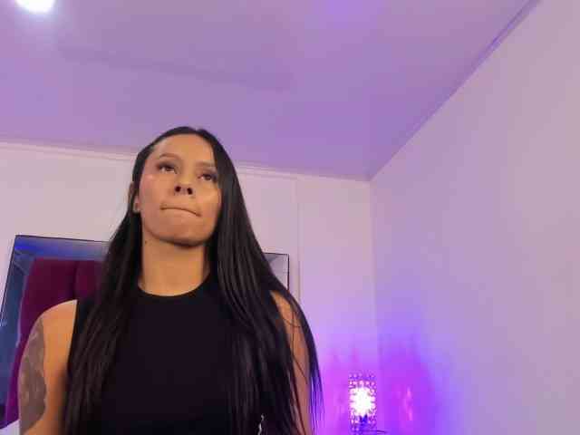 kharlyn-angel webcam
