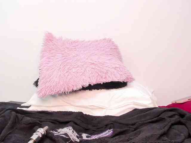 kharlyn-angel webcam