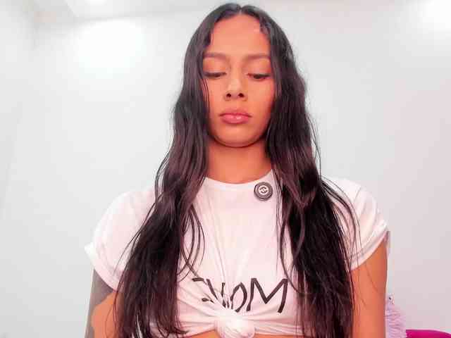 kharlyn-angel webcam