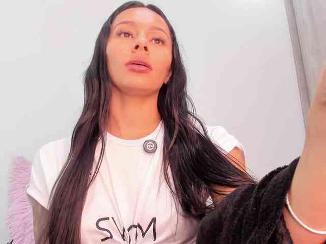 kharlyn-angel webcam