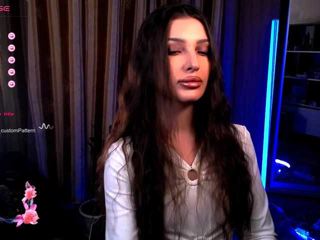 LauraBess's BongaCams show and profile