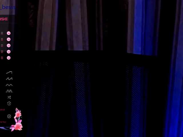 LauraBess's BongaCams show and profile