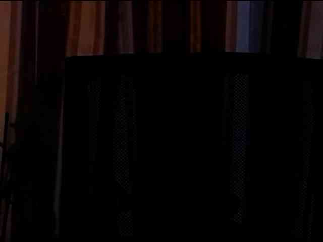 LauraBess webcam