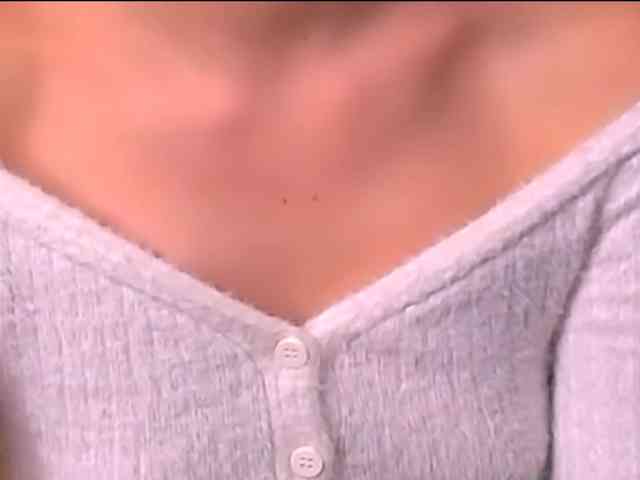 LauraBess webcam