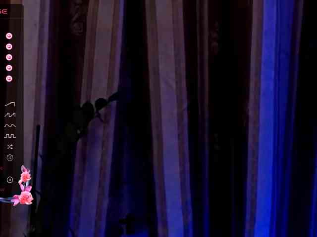 LauraBess Live Webcam on BongaCams