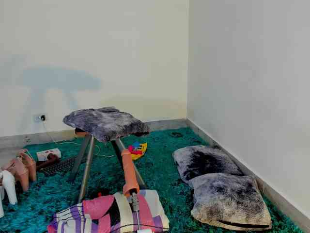 Amelie-hills webcam