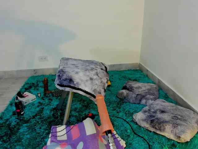 Amelie-hills webcam