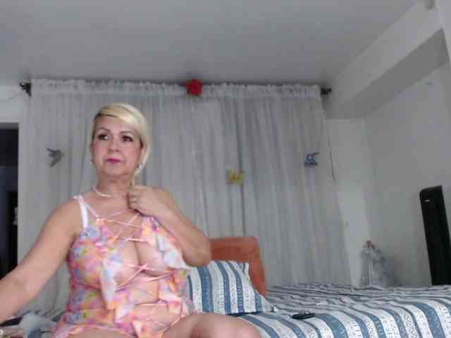 grettajames webcam