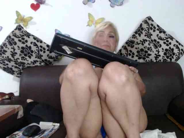 grettajames webcam