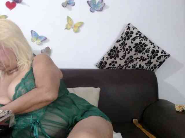 grettajames webcam