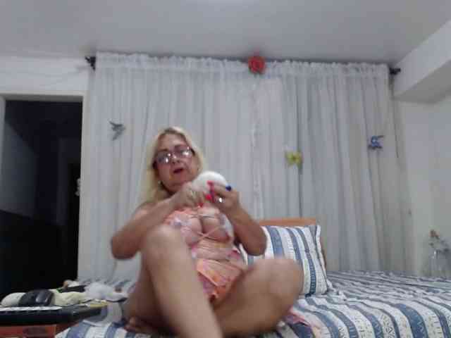 grettajames webcam