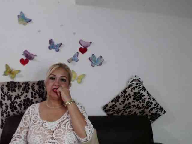 grettajames webcam