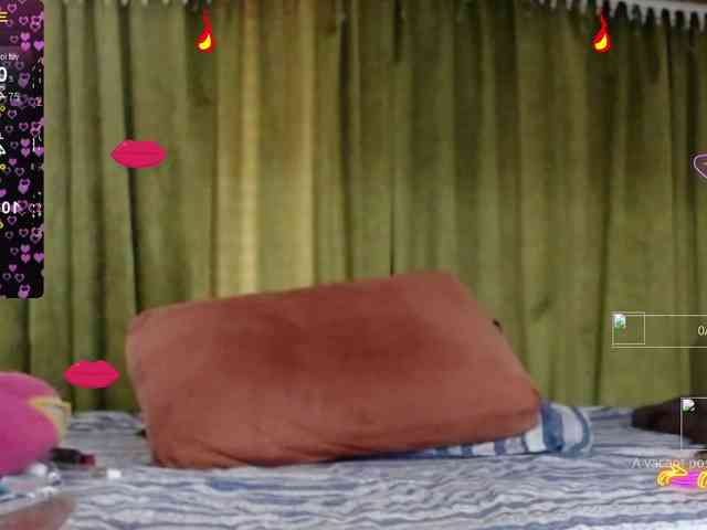 grettajames Live Webcam on BongaCams
