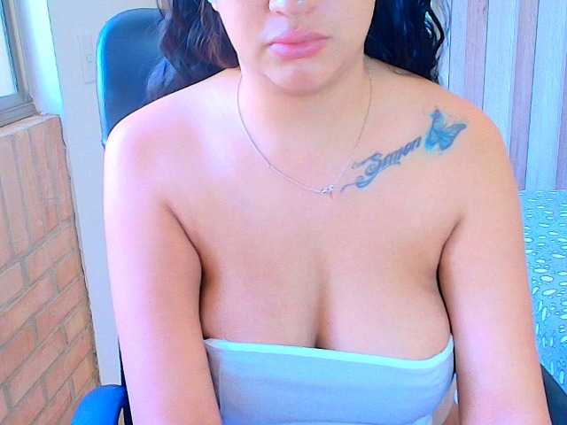 sara401's BongaCams show and profile