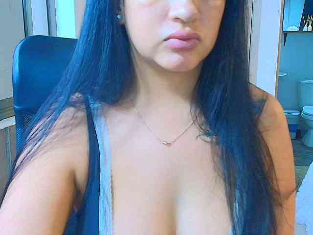 sara401 webcam