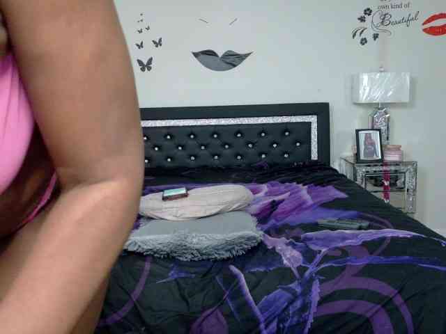 tyrabella webcam