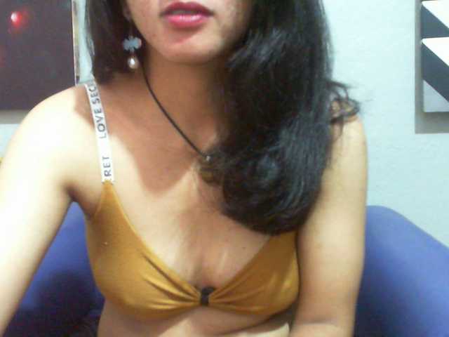 Cyah2's BongaCams show and profile