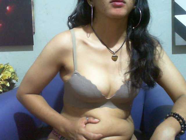 Cyah2's BongaCams show and profile