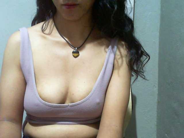 Cyah2's BongaCams show and profile