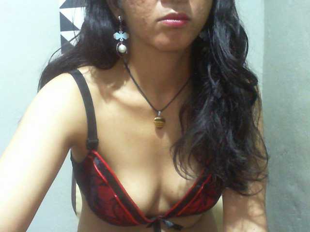 Cyah2's BongaCams show and profile