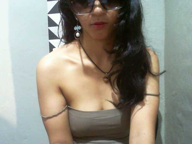 Cyah2's BongaCams show and profile