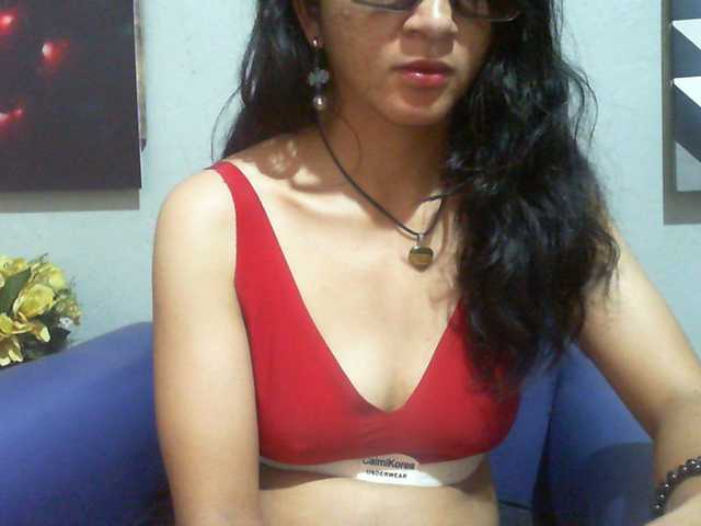 Cyah2's BongaCams show and profile