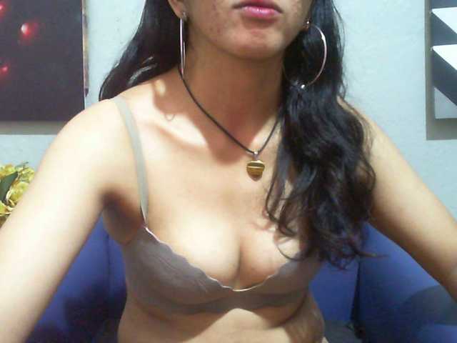 Cyah2's BongaCams show and profile