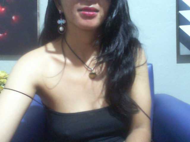 Cyah2's BongaCams show and profile